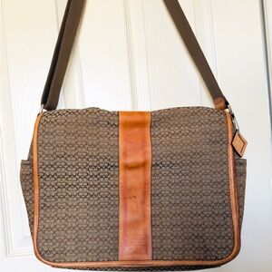 COACH Hudson khaki jaguar commuter laptop messenger bag. F77004.